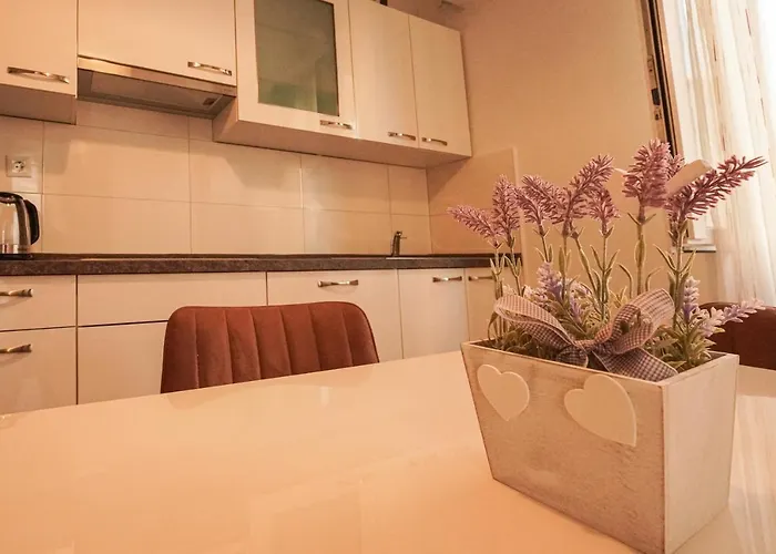 Tranquil Urban Escape Appartamento Spalato